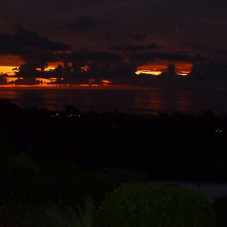 Flamboyant Ocean View - Ex Hillside Haven Apartment Tamarin Exterior photo